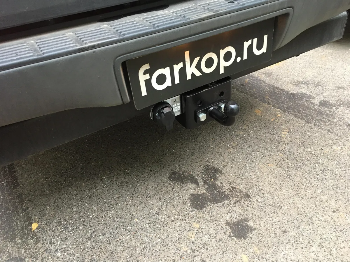 Фаркоп Лидер Плюс для Toyota Hilux 2010-2015 T114-FC в Ростов-на-Дону Фаркоп Лидер Плюс для Toyota Hilux 2010-2015 T114-FC в Ростов-на-Дону