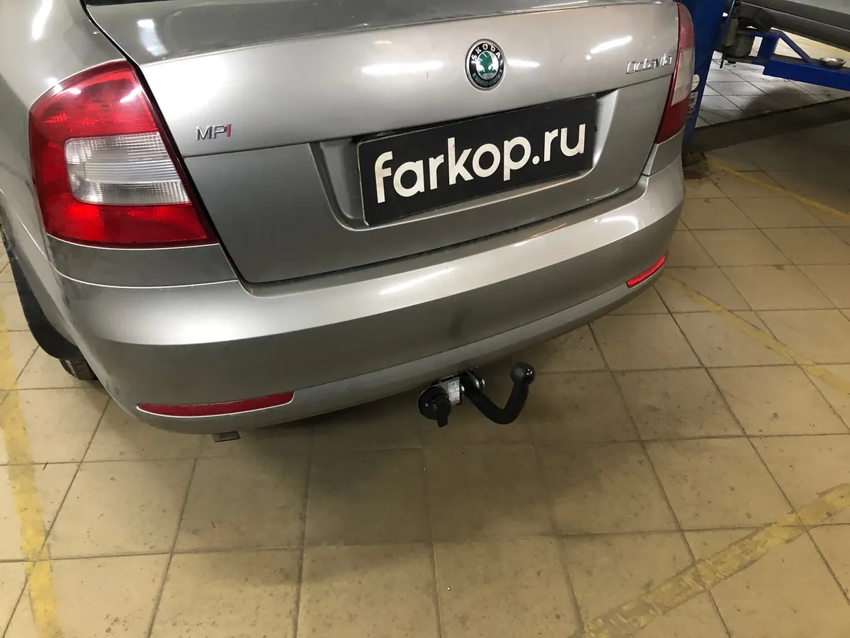 Фаркоп Лидер Плюс для Skoda Octavia 2008-2013 (только лифтбек) S106-A в Ростов-на-Дону