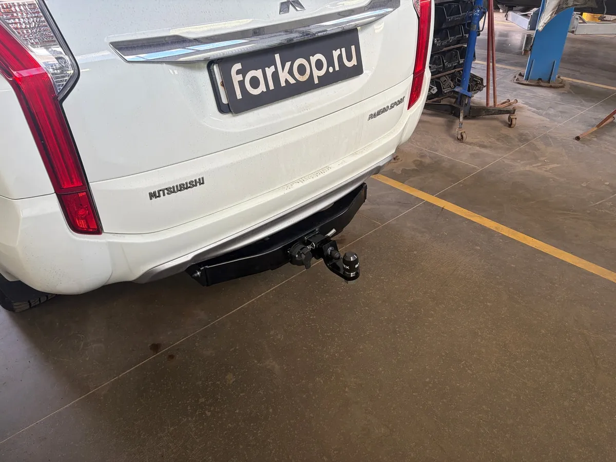Фаркоп TowRus для Mitsubishi Pajero Sport 2017-2021 189379 в Ростов-на-Дону Фаркоп TowRus для Mitsubishi Pajero Sport 2017-2021 189379 в Ростов-на-Дону