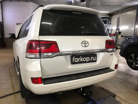 Фаркоп Steinhof для Toyota Land Cruiser J200 2008- T-172 в Ростов-на-Дону
