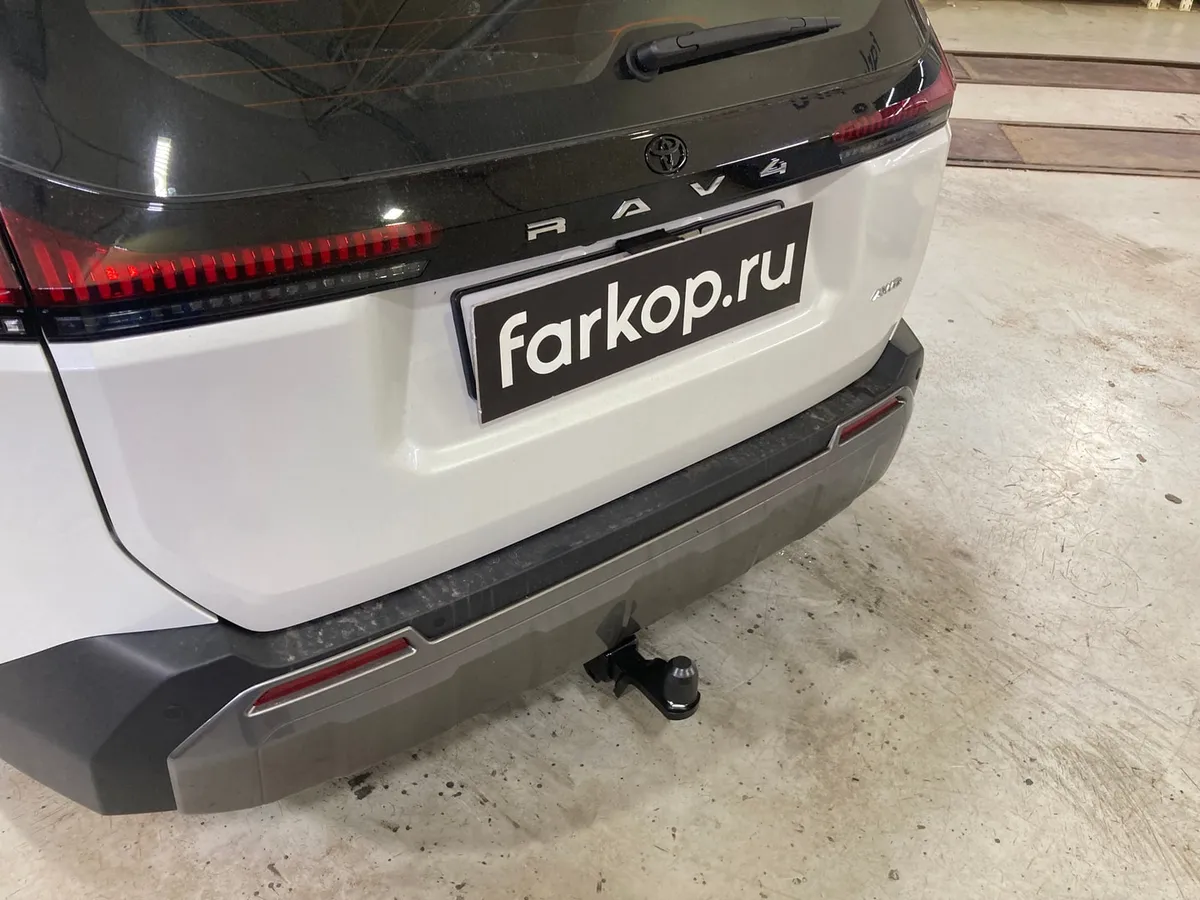 Фаркоп Berg для Toyota RAV4 2025- F.5717.002 в Ростов-на-Дону Фаркоп Berg для Toyota RAV4 2025- F.5717.002 в Ростов-на-Дону