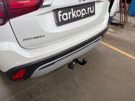 Фаркоп Berg для Mitsubishi Outlander 2012-2022 Арт. F.4013.001 F.4013.001 в Ростов-на-Дону