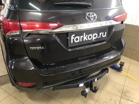 Фаркоп Трейлер для Toyota Fortuner 2017- Арт. 7870 7870 в Ростов-на-Дону