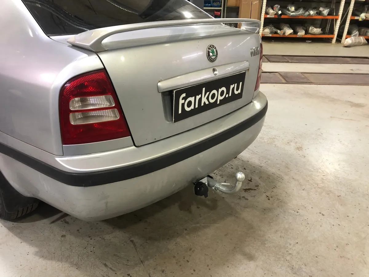 Фаркоп Лидер Плюс для Skoda Octavia Tour (лифтбек) 1996-2011 S104-BA в Ростов-на-Дону