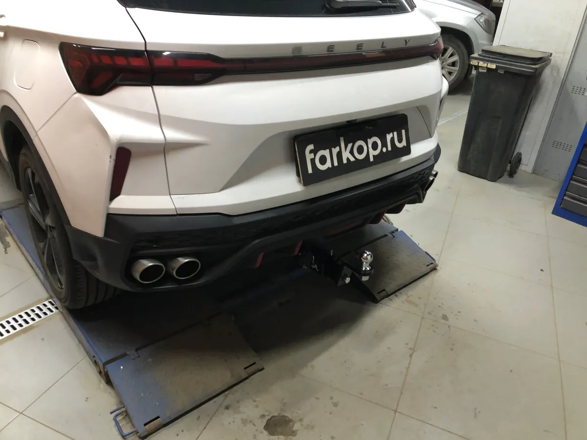 Фаркоп TowRus для Geely Coolray 2020- 299413 в Ростов-на-Дону Фаркоп TowRus для Geely Coolray 2020- 299413 в Ростов-на-Дону