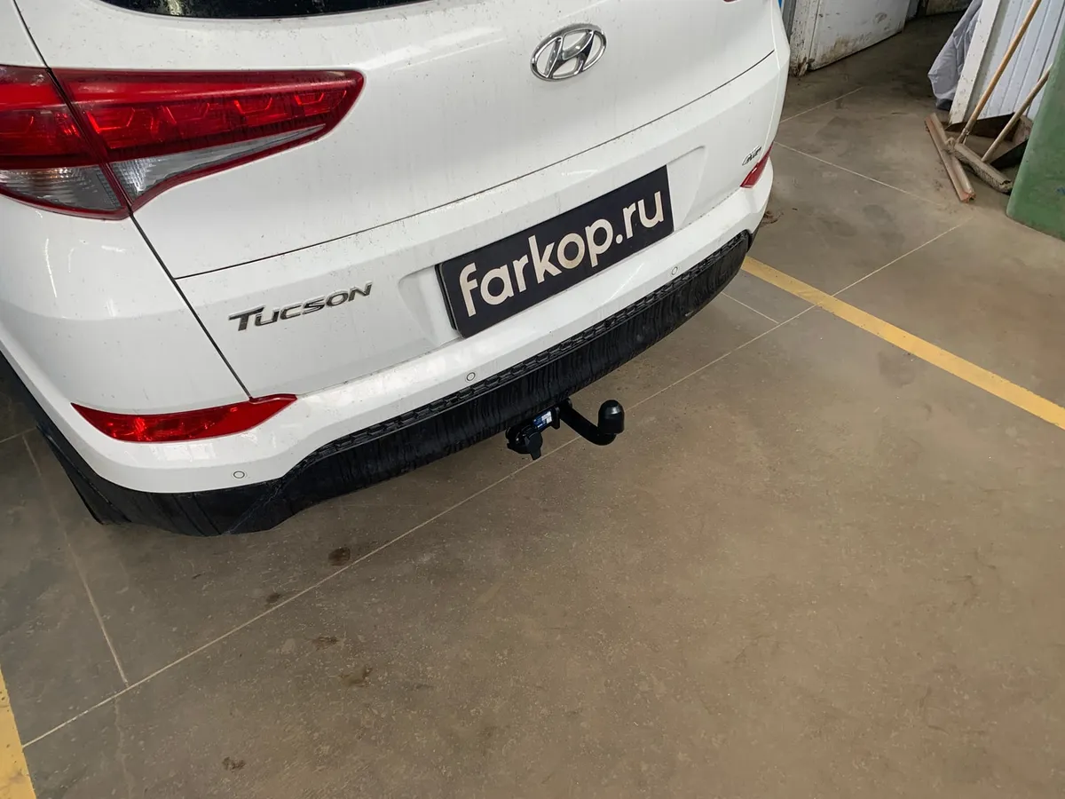 Фаркоп Berg для Hyundai Tucson 2015-2018 F.2811.001 в Ростов-на-Дону