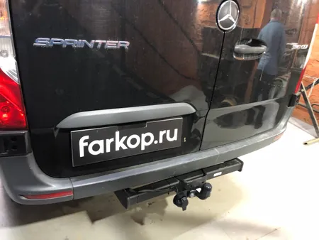 Фаркоп Steinhof для Mercedes Sprinter 2018- (без ступеньки, одинарн. колёса, база 3665/4325 mm) Арт. M-181 M-181 в Ростов-на-Дону